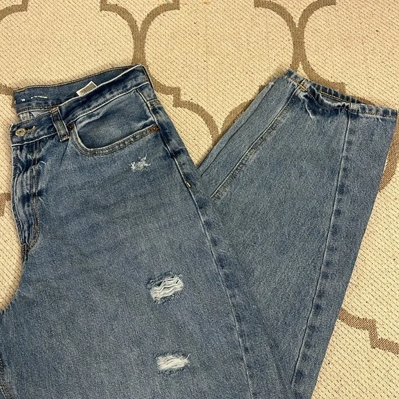 Old Navy extra hi-rise loose taper me Darla Blue Jeans - Picture 3 of 16